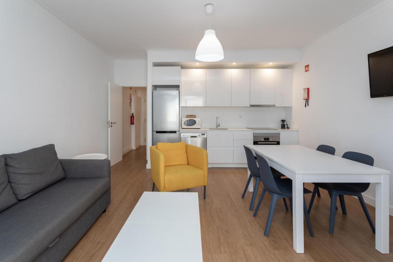 Al - Apartamentos Vista Mar Quarteira Eksteriør billede