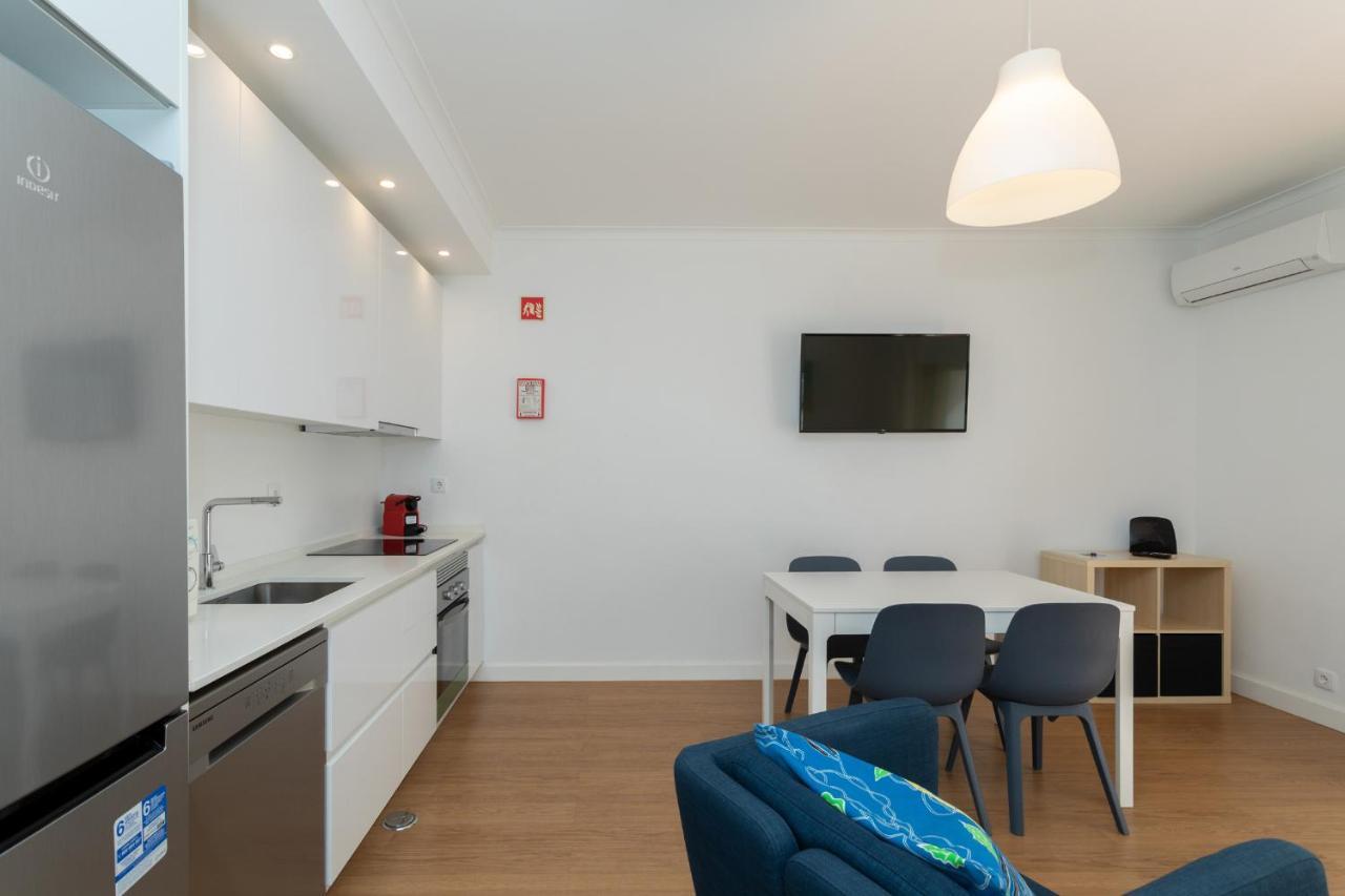 Al - Apartamentos Vista Mar Quarteira Eksteriør billede
