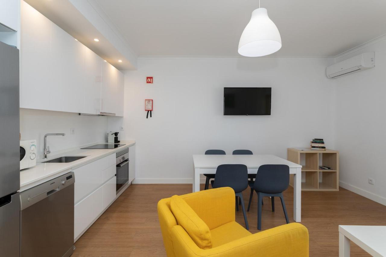 Al - Apartamentos Vista Mar Quarteira Eksteriør billede