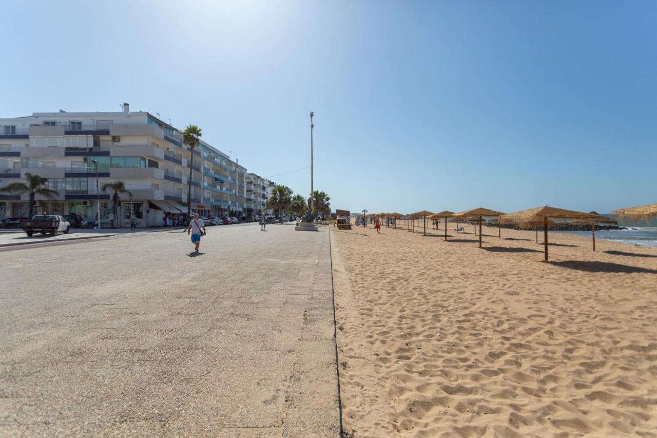 Al - Apartamentos Vista Mar Quarteira Eksteriør billede