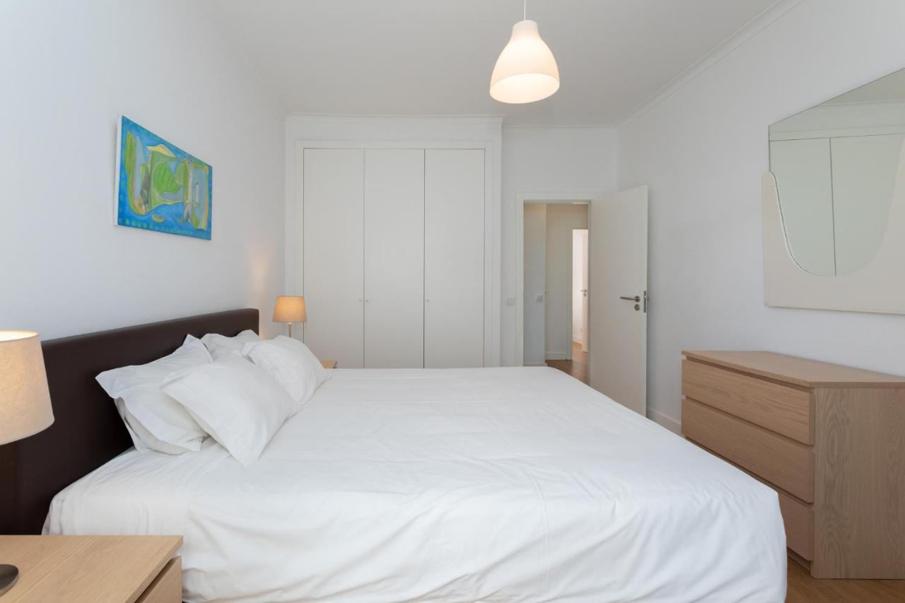 Al - Apartamentos Vista Mar Quarteira Eksteriør billede