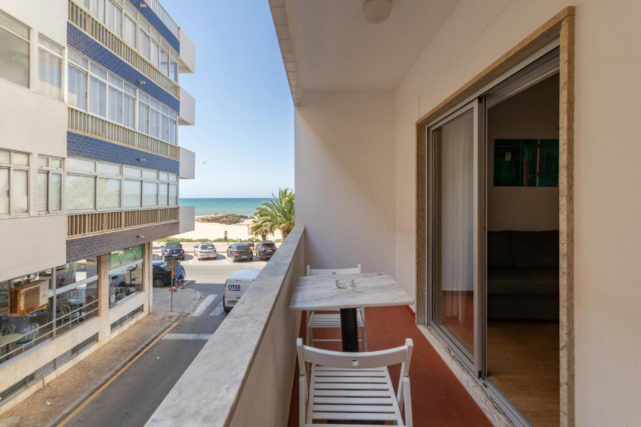 Al - Apartamentos Vista Mar Quarteira Eksteriør billede