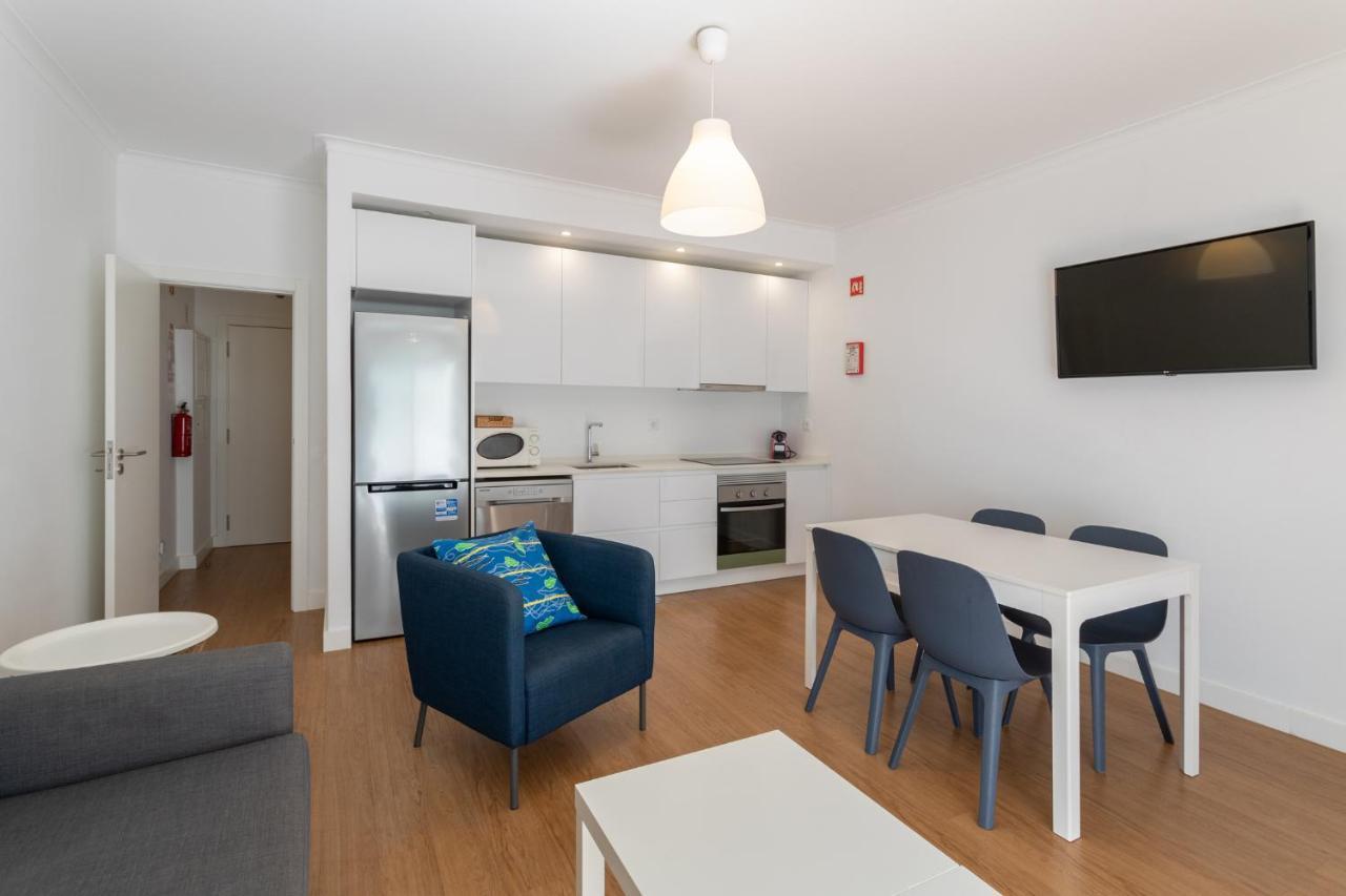 Al - Apartamentos Vista Mar Quarteira Eksteriør billede