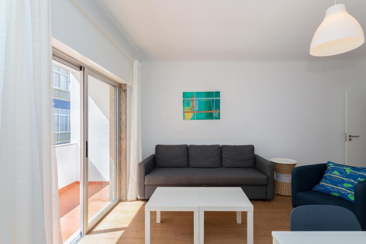 Al - Apartamentos Vista Mar Quarteira Eksteriør billede